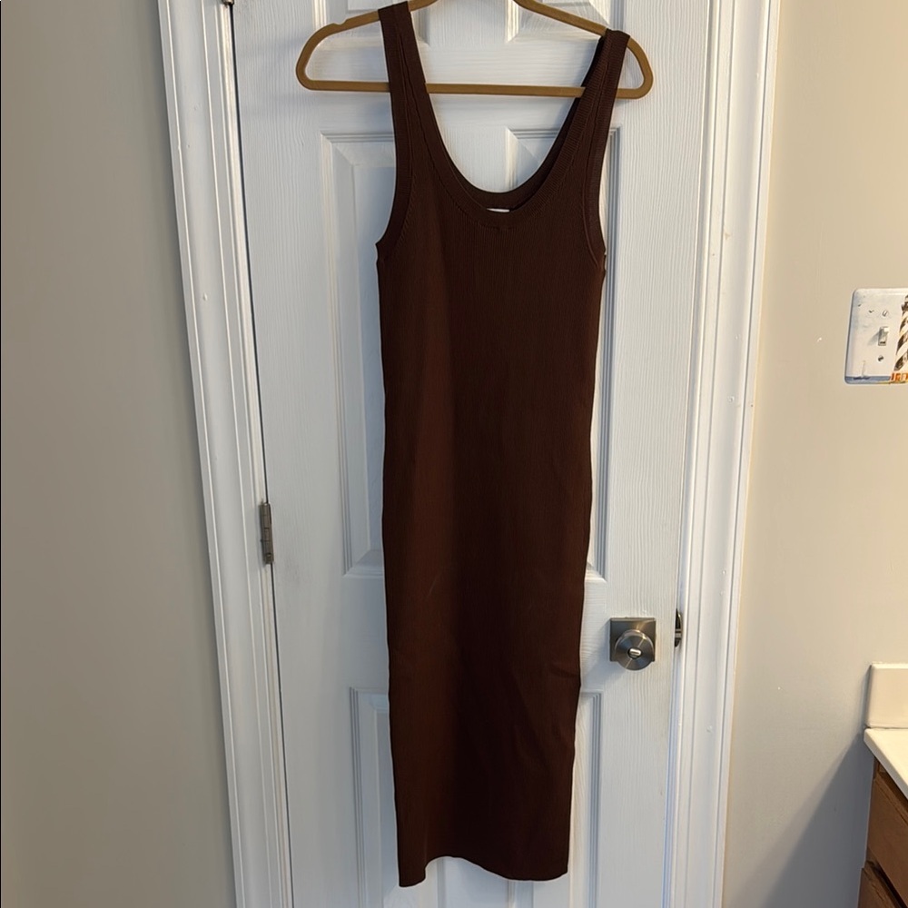 Brown Sleeveless Midi Dress
